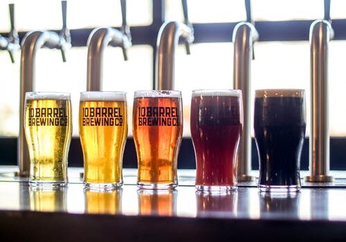 Taking Care of an Elderly Parent? Follow This Guide to Make Them Feel Loved